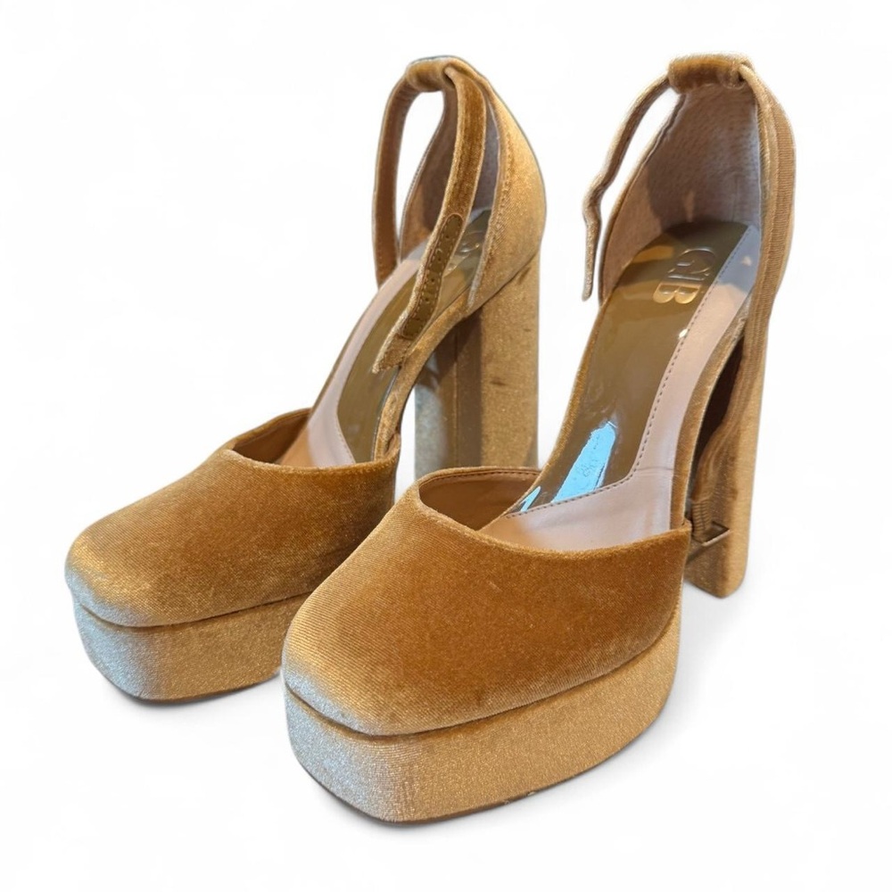 Gianni Bini Tan Platform Shoes with Ankle Strap